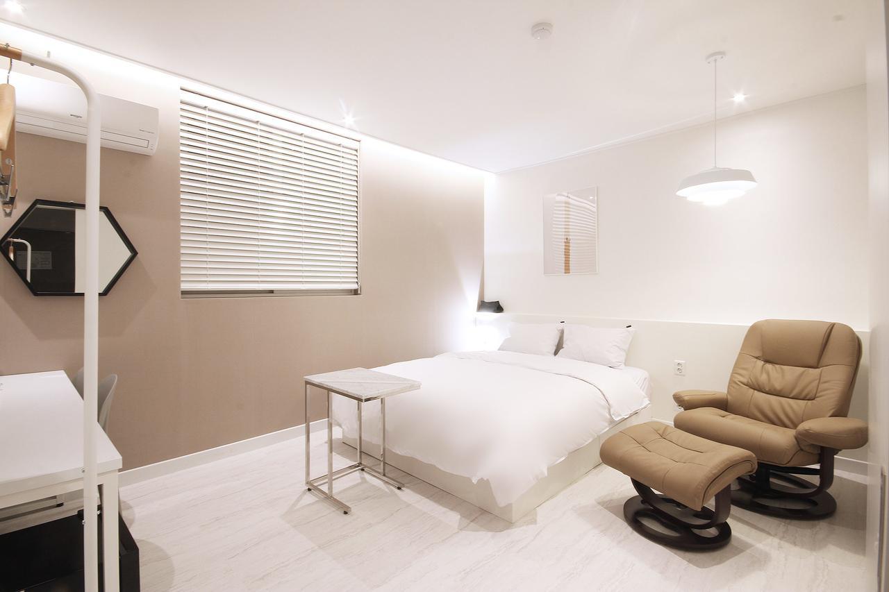 Hotel Yam Yeosu Hakdong Exterior photo