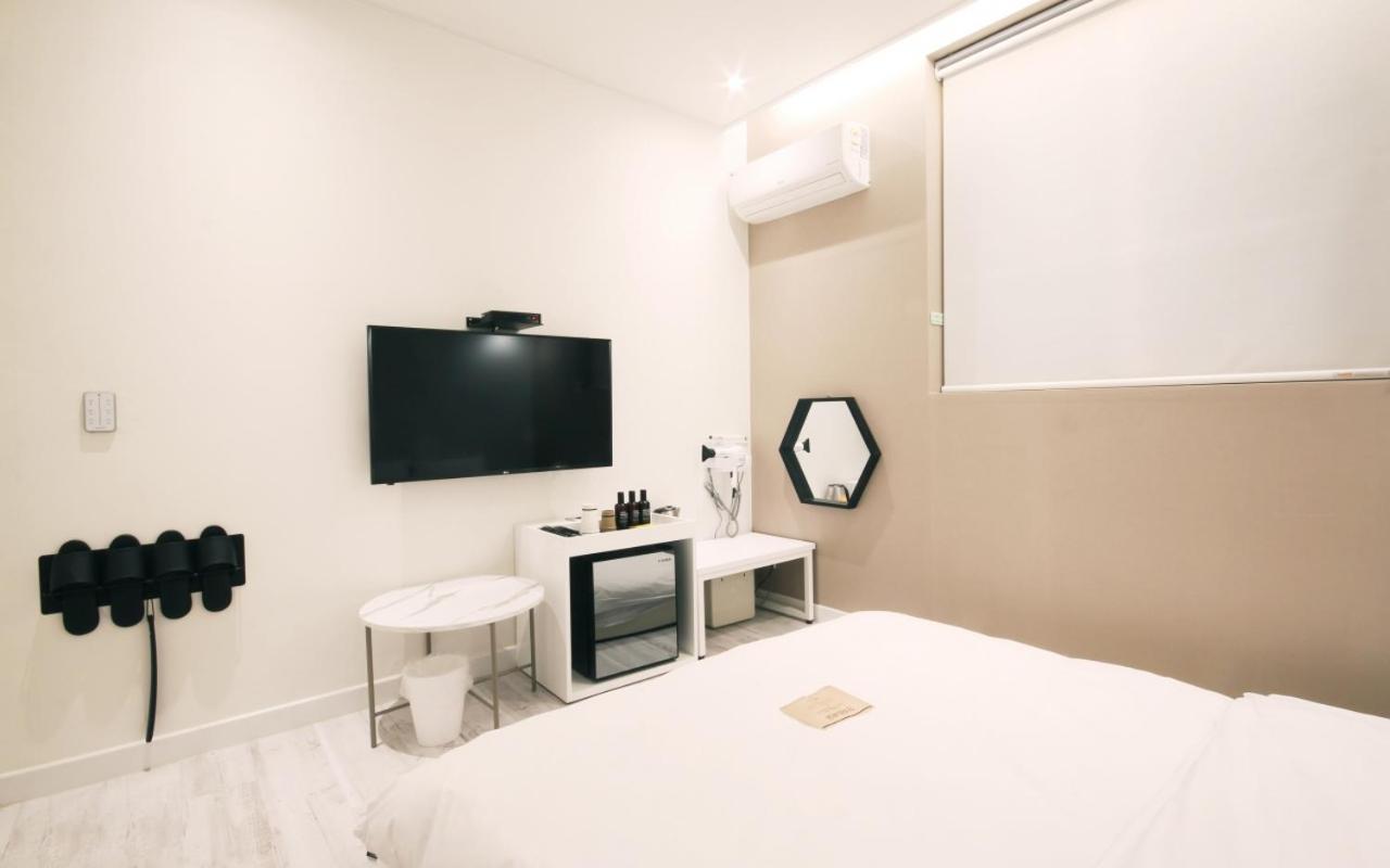 Hotel Yam Yeosu Hakdong Exterior photo